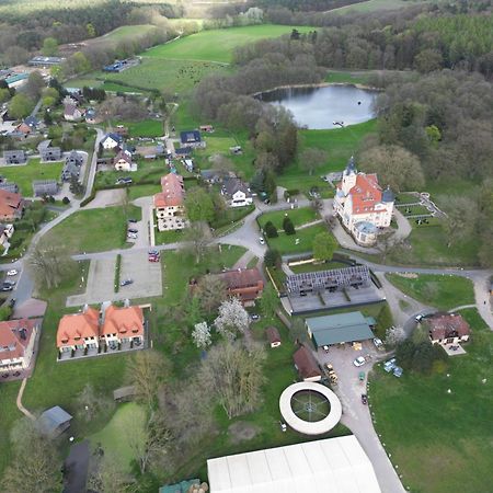 Bernsteinschloss Wendorf  Bagian luar foto