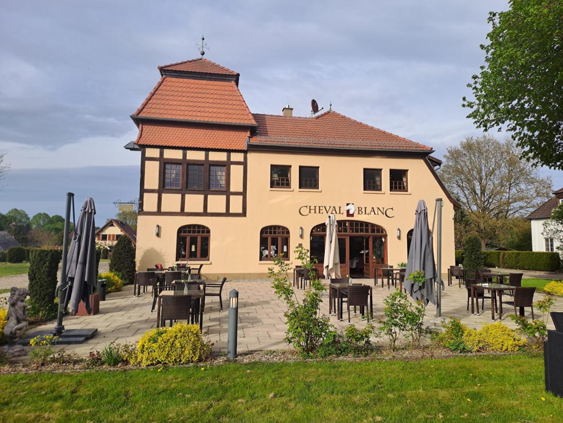 Bernsteinschloss Wendorf  Bagian luar foto